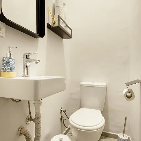Private & Modern 4-floors Near Galata Port Villa *