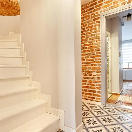 Private & Modern 4-floors Near Galata Port Villa Isztambul