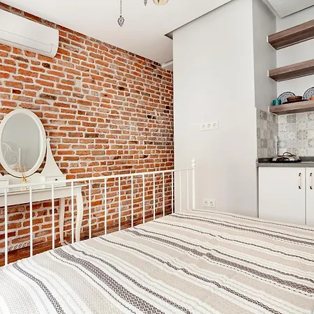 Villa Private & Modern 4-floors Near Galata Port *